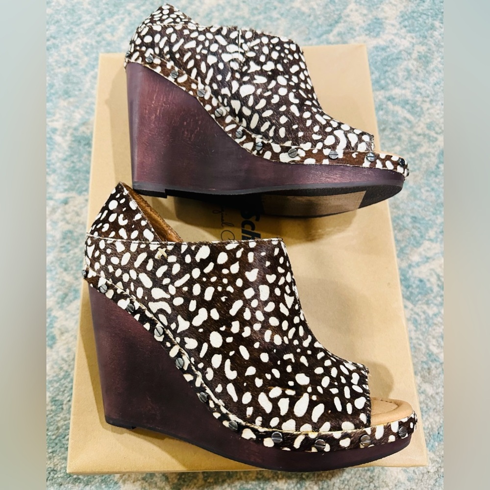 Dr Scholls Brown Shoe Company Animal Print Wedges